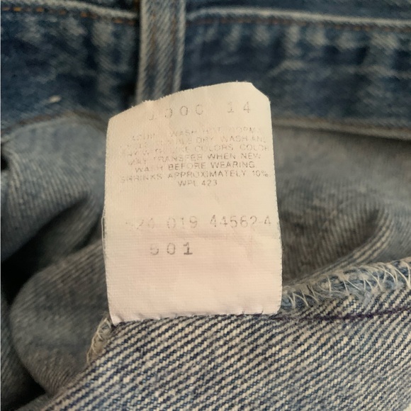 Vintage 1980s Levi’s 501 Jeans - 32”x30” - Picture 3 of 5